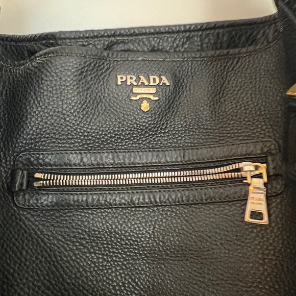 AUTH Prada Vitello Daino Hobo bag in black, MEDIUM - Picture 5 of 14
